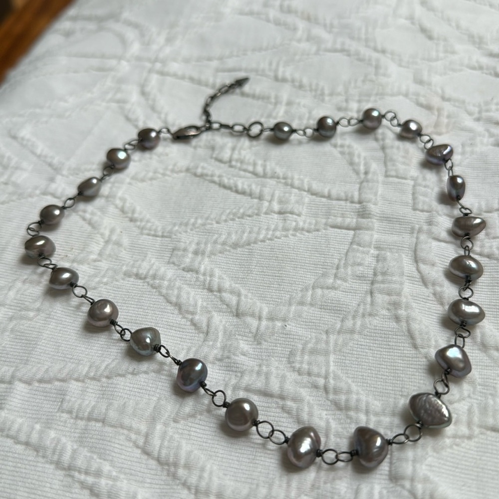 Silpada sterling silver iridescent purple gray freshwater pearl necklace